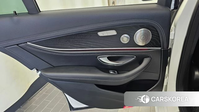 Mercedes-Benz E-Class W213 id 4769122 из Кореи 16