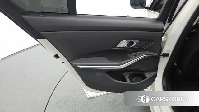 BMW 3 Series (G20) id 4636800 из Кореи 17