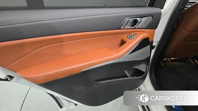 BMW X7 (G07) id 4407775 из Кореи 17
