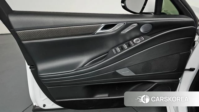 Genesis G80 (RG3) id 4762700 из Кореи 17