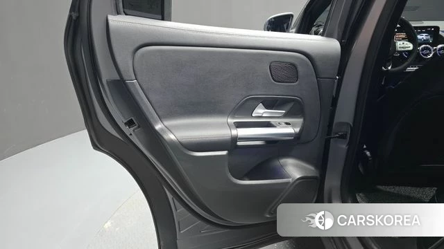 Mercedes-Benz EQA H243 id 4541307 из Кореи 17