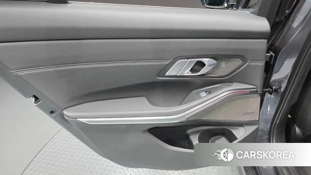 BMW 3 Series (G20) id 4529783 из Кореи 17