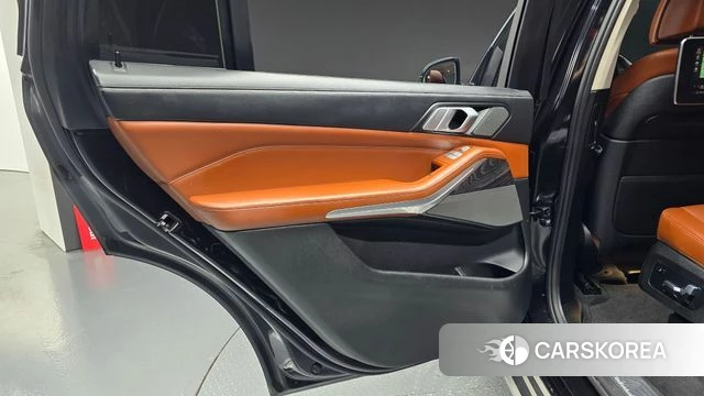 BMW X7 (G07) id 4203621 из Кореи 17