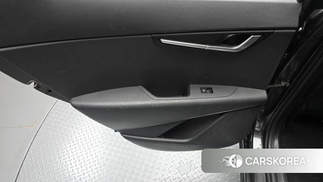 Kia Di Ol Nu Niro id 4640710 из Кореи 17