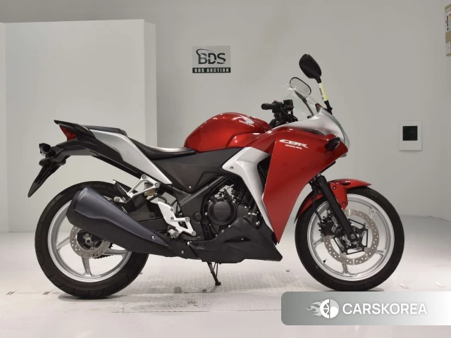 Проданный Honda CBR250R 2011 из Японии