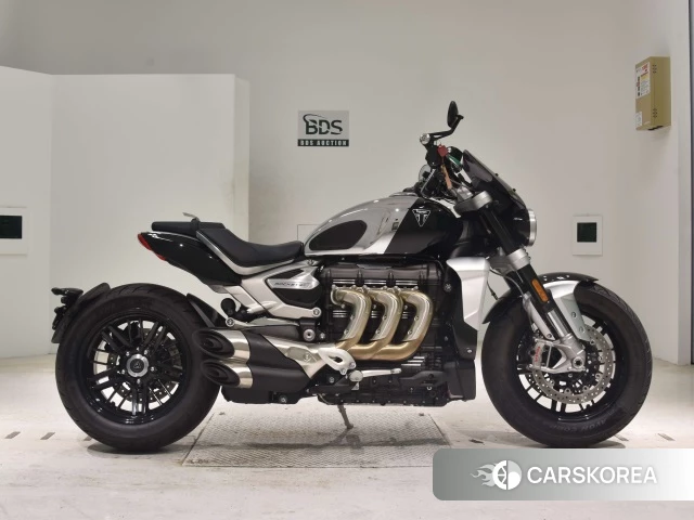 Проданный Triumph ROCKET 3 R 2023 из Японии