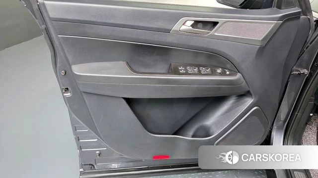 Ssangyong Rexton Sports id 4325719 из Кореи 17