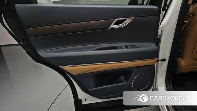 Genesis GV80 id 4572560 из Кореи 17