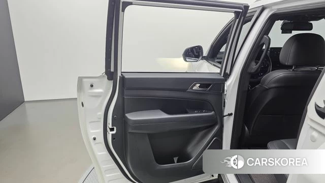 Ssangyong The New Rexton Sports Cannes id 4608195 из Кореи 17