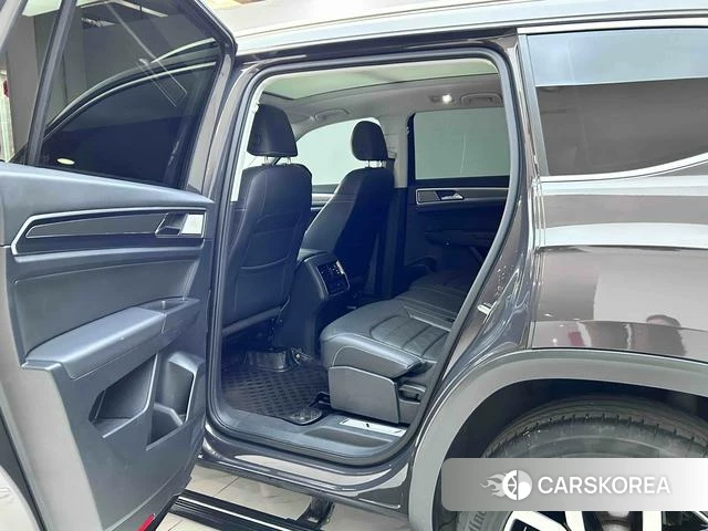 Volkswagen Tourang id 4215052 из Китая 17