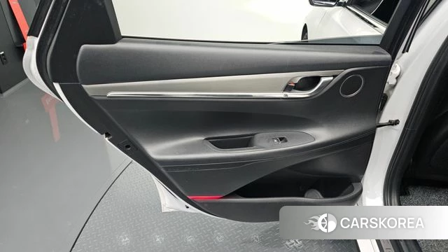 Hyundai The New Grandeur IG id 4383166 из Кореи 17