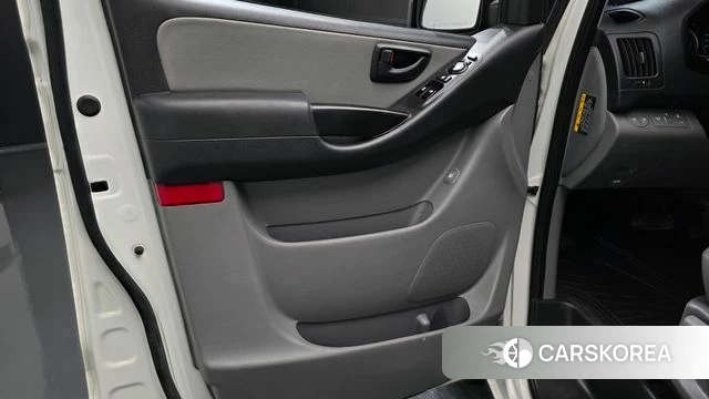 Hyundai The New Grand Starex id 4849200 из Кореи 17