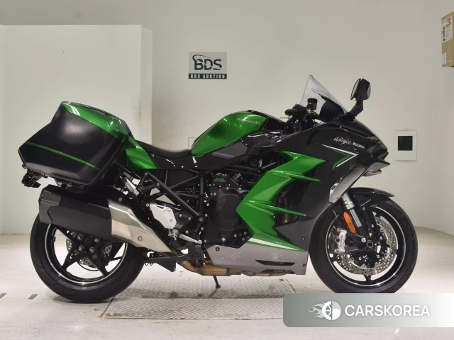 Проданный Kawasaki NINJA H2 SX 2023 из Японии