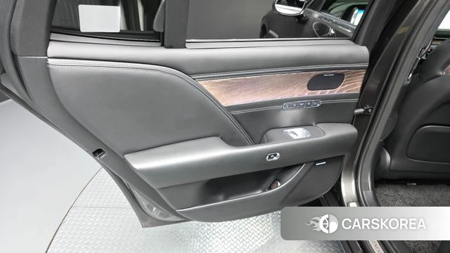 Genesis G90 (RS4) id 4550136 из Кореи 17