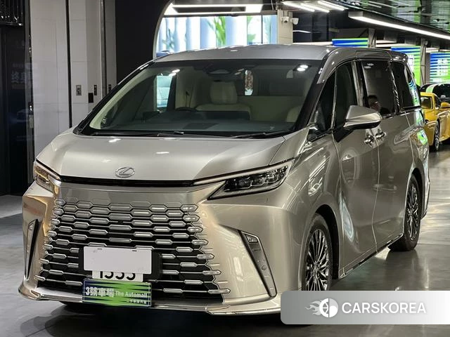 Lexus LM id 4239487 из Китая 17