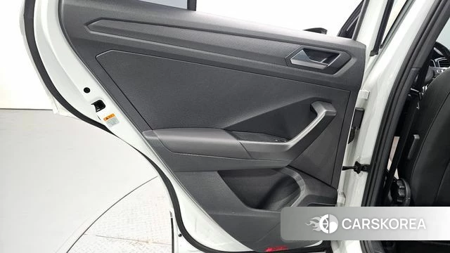 Volkswagen T-Roc id 4445389 из Кореи 17