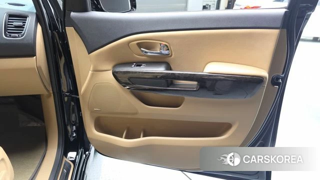 Kia The New Carnival id 4698223 из Кореи 17