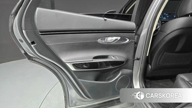 Genesis GV70 id 4224607 из Кореи 17