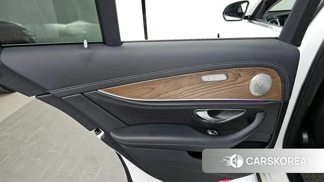 Mercedes-Benz E-Class W213 id 4188739 из Кореи 17