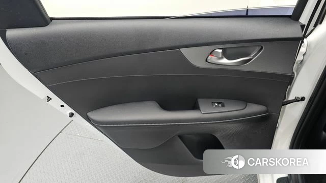 Kia Come New K3 id 4614824 из Кореи 17