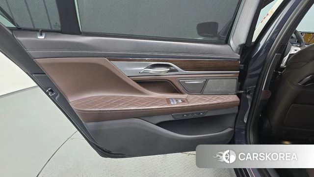 BMW 7 Series (G11) id 4642345 из Кореи 17