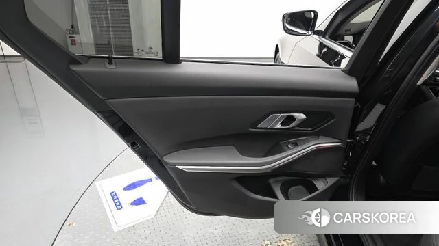 BMW 3 Series (G20) id 4434667 из Кореи 17