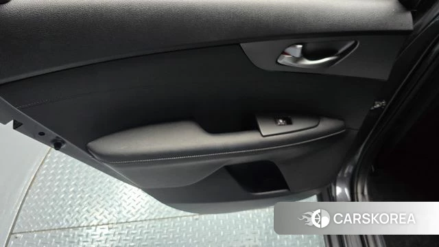 Kia Come New K3 id 4520185 из Кореи 17