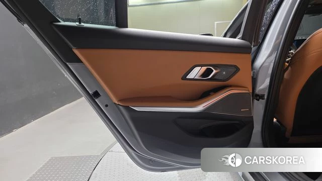 BMW 3 Series (G20) id 4744097 из Кореи 17