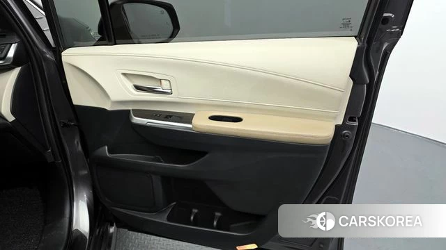 Toyota Sienna 4th Generation id 4202363 из Кореи 17