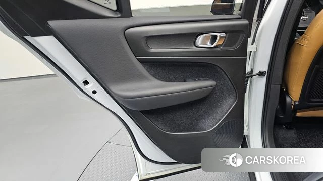 Volvo XC40 id 4188139 из Кореи 17