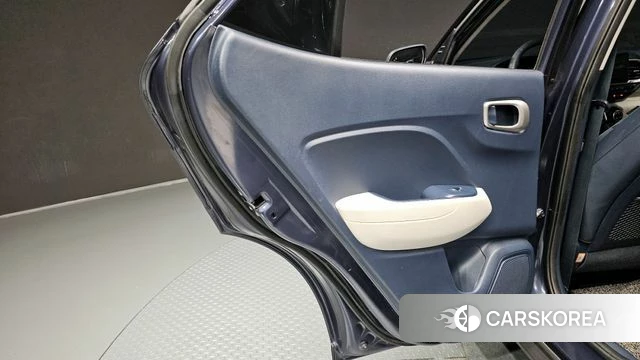 Hyundai Venue id 4339251 из Кореи 17