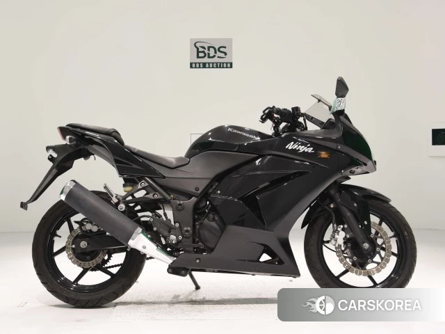 Проданный Kawasaki NINJA 250R id 4170478 из Японии