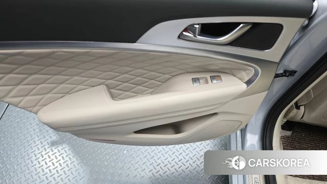 Genesis G70 id 4446288 из Кореи 17
