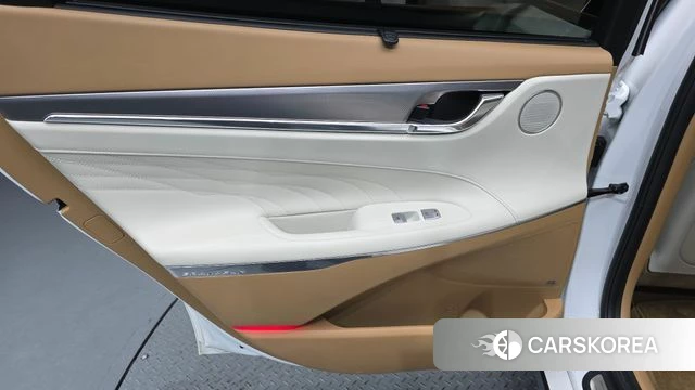 Hyundai The New Grandeur IG id 4614661 из Кореи 17