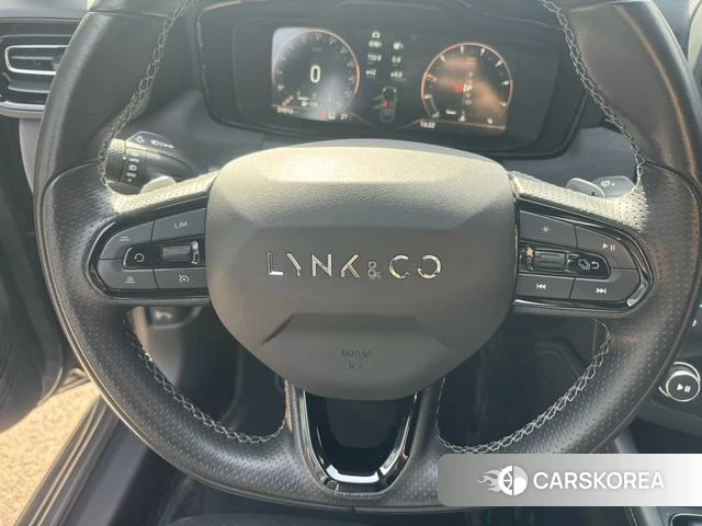 Lynk 03 id 4213438 из Китая 17