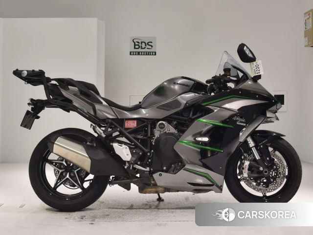 Проданный Kawasaki NINJA H2 SX SE plus 2019 из Японии