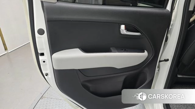 Kia The New Kia Ray id 4427367 из Кореи 17