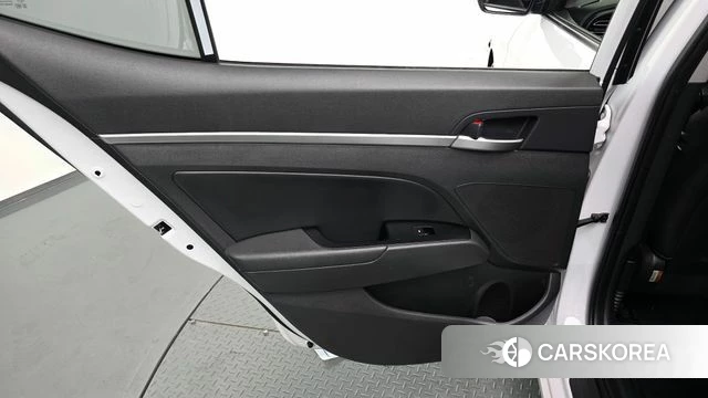 Hyundai The New Avante AD id 4477107 из Кореи 17