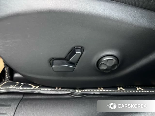 Jeep Free light id 4216893 из Китая 17