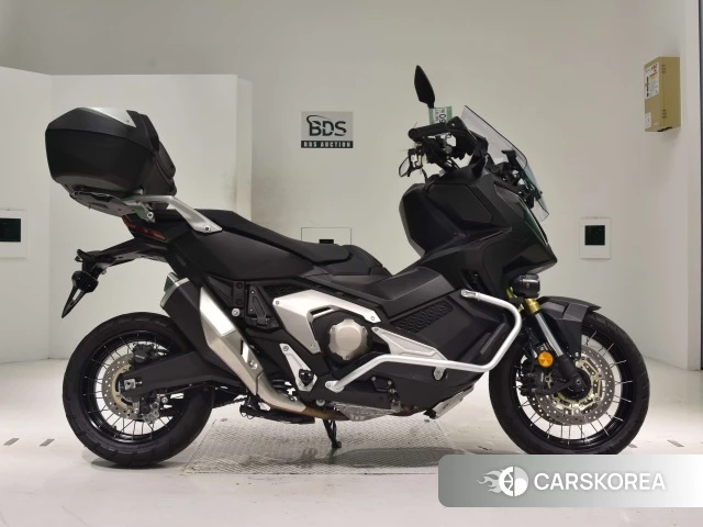 Проданный Honda X-ADV 750 2022 из Японии