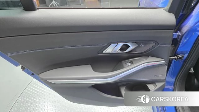 BMW 3 Series (G20) id 4196257 из Кореи 17