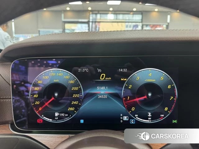 Mercedes-Benz E-class id 4334879 из Китая 17