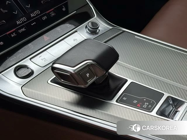 Audi A6L id 4263923 из Китая 17