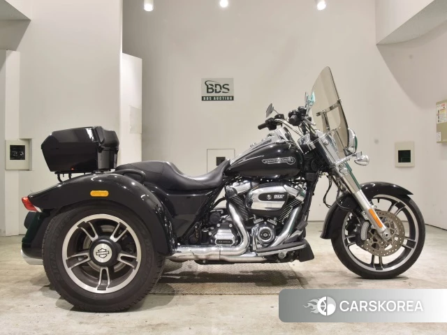 Проданный Harley-Davidson FREEWHEELER FLRT1740 2017 из Японии