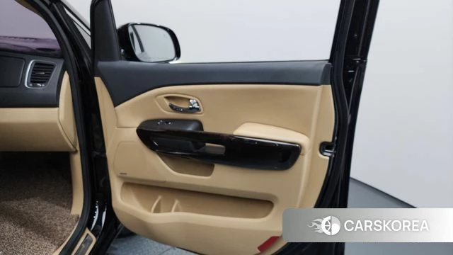 Kia The New Carnival id 4447821 из Кореи 17