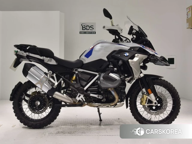 Проданный BMW R1250GS 2021 из Японии