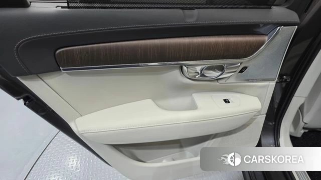 Volvo V90 Cross-Country id 4445310 из Кореи 17