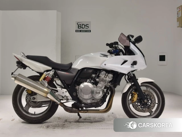 Проданный Honda CB400SF BOLDOR 2010 из Японии
