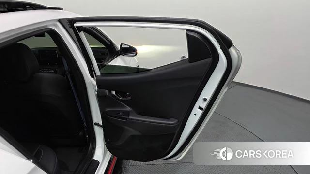 Hyundai Veloster (JS) id 4349974 из Кореи 17