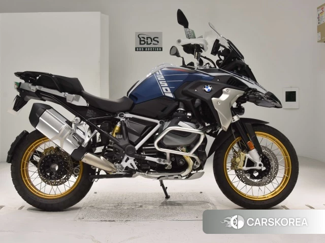 Проданный BMW R1250GS 2023 из Японии